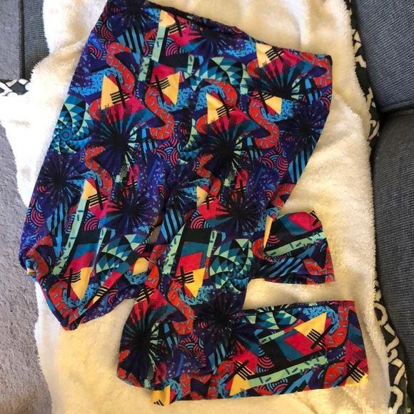 LulaRoe Tall and Curvy - Picture 1 of 3